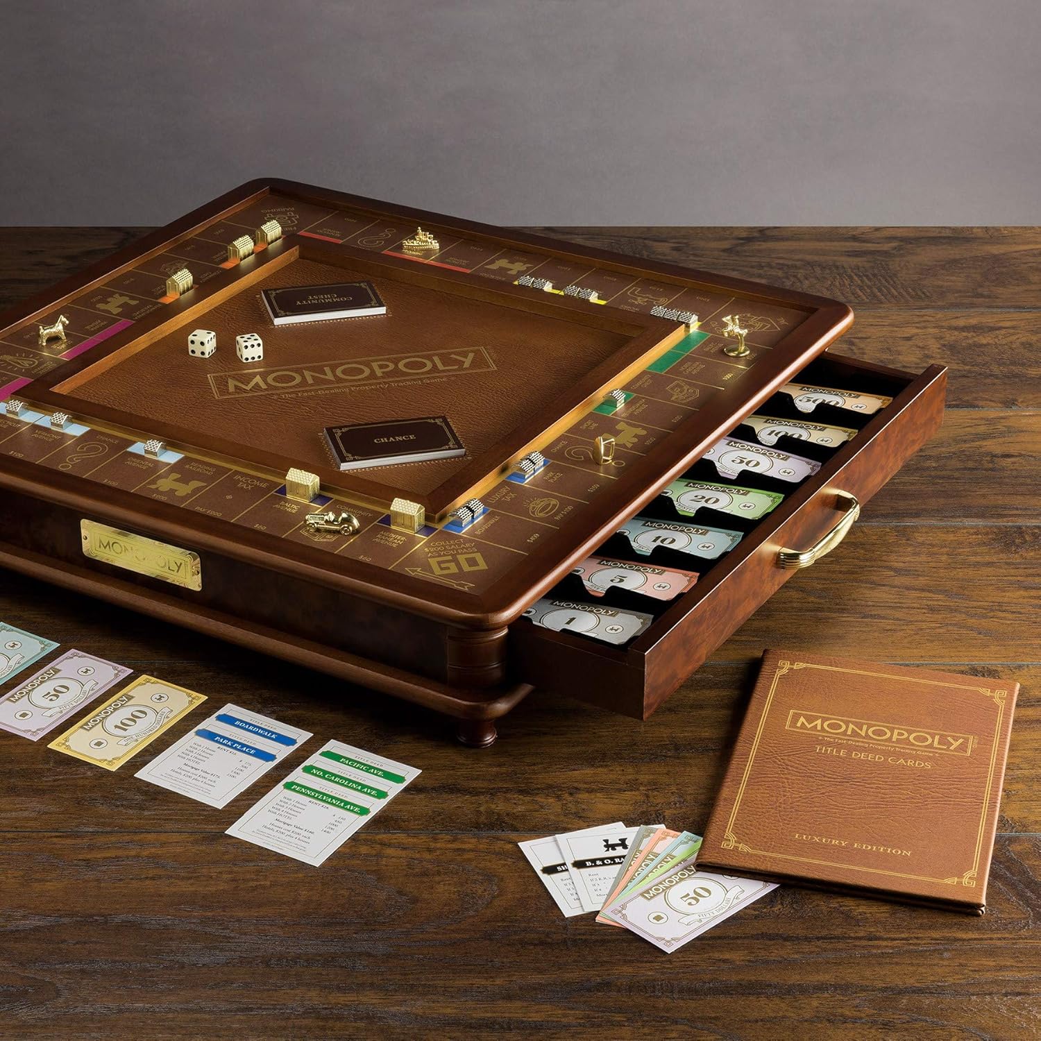 Monopoly Luxury Heritage Deluxe Set
